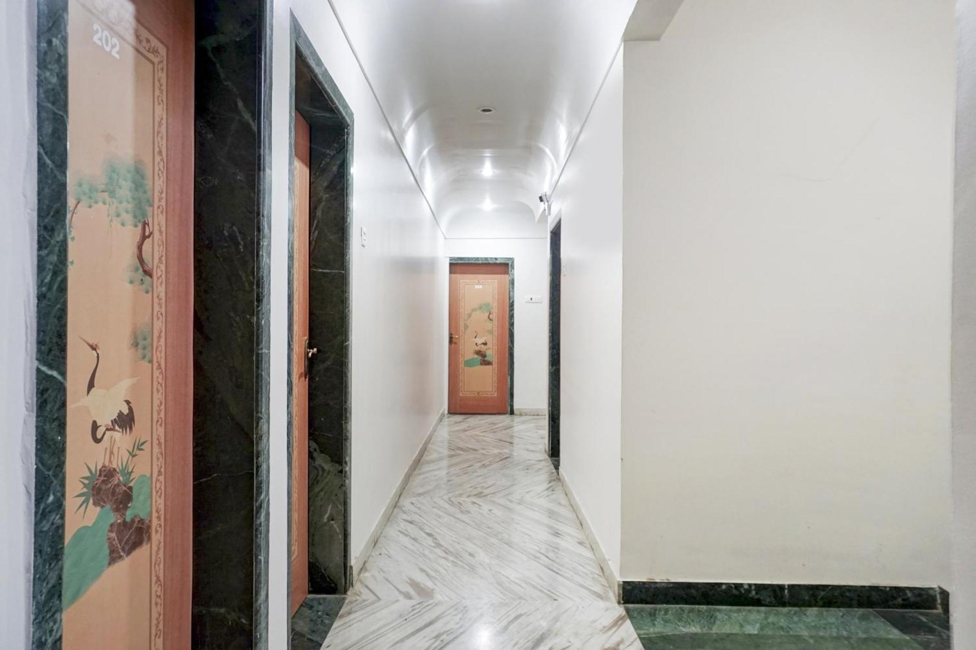 Collection O Shreya Hotel Talegaon Dabhade ภายนอก รูปภาพ